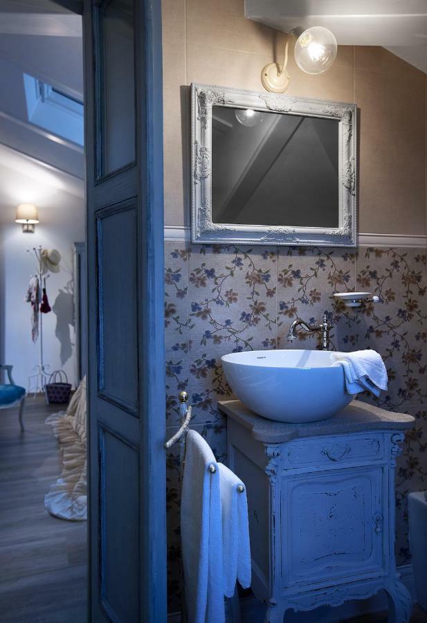 Roncaglia Suite Monticello d'Alba Exterior photo